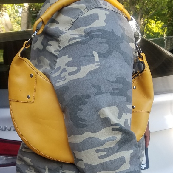 Authentic Gucci Hobo Bag - Picture 6 of 7